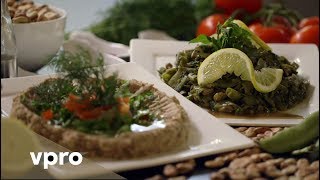 Recept Ziad’s Foul Ma’ala van hele tuinbonen [upl. by Adnilahs820]