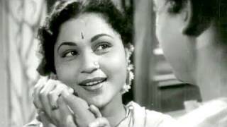 Mera Chhota Sa  Nirupa Roy Lata Mangeshkar Bhai Bhai Song [upl. by Tterrej540]