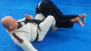 JIUJITSU As 03 chaves de braço mais importantes da guarda [upl. by Yreffoeg]