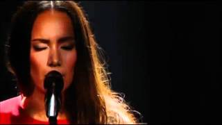 Leona Lewis Sings Hurt Live on X Factor Final 2011  Leona Lewis  Hurt  X Factor Final [upl. by Adliw]