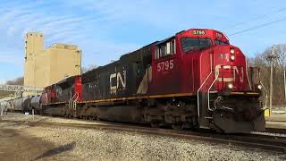 Canadian National L557 at Hilliards IL  Feb 4 2025 [upl. by Ahsaf]