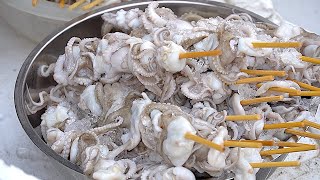 Long Waiting Line Grilled Seafood BABY OCTOPUS SQUID CUTTLEFISH  Bangkok Street Food [upl. by Solly]