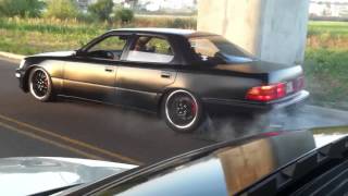 Lexus LS400 1UZ Badass Burnout [upl. by Newcomer]