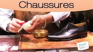 Comment nettoyer des chaussures en cuir [upl. by Kcitrap]