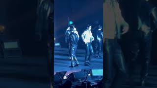 Crush  Mingyu Fancam  Seventeen Chicago 2022 [upl. by Ethelin831]