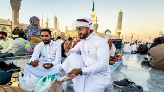 First RAMADAN IFTAR in Madina Masjid an Nabawi  Ramadan Mubarak [upl. by Atnohsal]