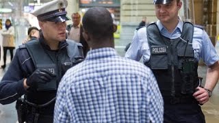 Einsatz für Bundespolizisten am Frankfurter Hauptbahnhof Doku Polizei 2015 [upl. by Bobbe]