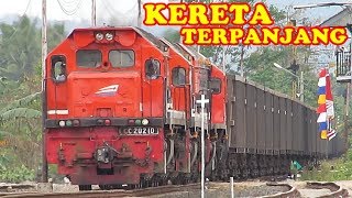 Inilah KERETA TERPANJANG Di Indonesia [upl. by Inneg]