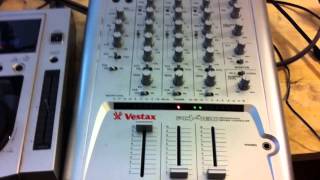 Test CDJ100S  Vestax PCV180 [upl. by Naloj]