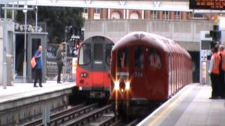 london undergrounds 1938 stock train on the jubilee line 05082009 [upl. by Ajnotal]