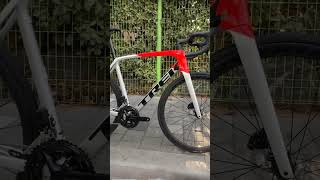 2023 카본로드와 하이 테크닉 전자 기어 로드의 스타터를 위한 트렉 에몬다 SL6 Pro Di2 23 Trek Emonda SL6 Pro Di2 Road [upl. by Rukna541]