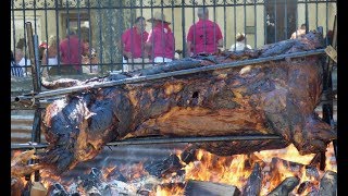 Repas du Boeuf 15 Août à Quillan avec Les Hauts de lAude [upl. by Lanuk622]