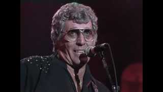 Carl Perkins  Matchbox Live at Farm Aid 1990 [upl. by Tahpos]