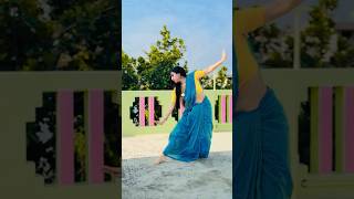 Nainowale Ne ❤️❤️dance danceexpression dancevideo goviral dancecover danceshorts saree song [upl. by Huntingdon823]