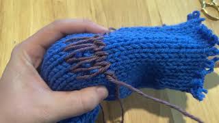 How to darn knit fabric with Swiss darning [upl. by Thorvald]