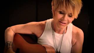 Shawn Colvin  quotTougher Than The Restquot Live Acoustic [upl. by Robbin]