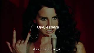 Heartshaped box  Lana del Rey 「 Español」 [upl. by Gredel]