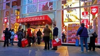 Iconic FAO Schwarz toy store makes comeback to NYC [upl. by Muirhead]