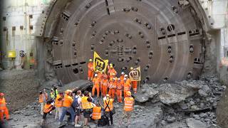 Herrenknecht Tunnelbohrmaschine  Durchbruch am Belchentunnel bei Basel [upl. by Niraj]