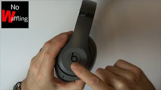 How the Beats Studio 3 Wireless Control Buttons Work for volume and calls [upl. by Eerbua]