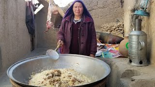 Afghani Kabuli Pulao Recipe  Qabili  Village Style  Village life Afghanistan [upl. by Eiddal901]