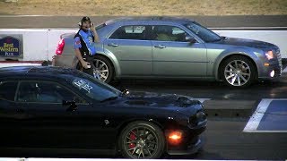 Chrysler SRT8 vs Hellcat  drag race 14 mile [upl. by Suhsoj]