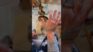 How I do an Andean plying bracelet… Spinning tutorial for beginners [upl. by Melcher]