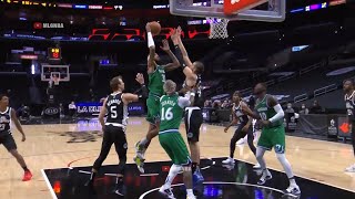 Willie Cauley Stein destroys Ivica Zubac with powerful dunk  Clippers vs Mavericks [upl. by Esoranna783]