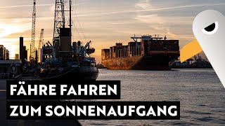 Sonnenaufgang auf der Hafenfähre im Hamburger Hafen [upl. by Nagyam]