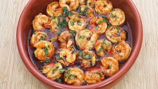 Gambas al pil pil  Receta típica española [upl. by Munt]