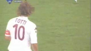 Il gol piu bello di Totti [upl. by Ahpla648]