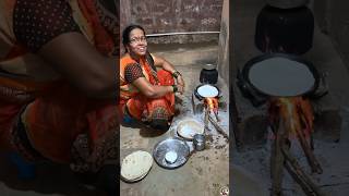 Chulivarchi Bhakri trending 1mintrecipe streetfood homemade viral foodierecipefood bhakri [upl. by Aynahs]