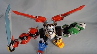 Voltron Legendary Defender Combining Figures Review [upl. by Rudolph807]