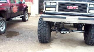 1991 GMC Suburban 4X4 16quot superlift and 44quot super swampers [upl. by Atipul]