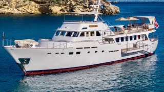 €475 Million Superyacht Tour  19672018 Benetti 33 Metre [upl. by Nirrac]