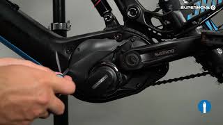 Installation eines M99 PURE an einem Shimano E8000 Motor  deutsch [upl. by Morissa]