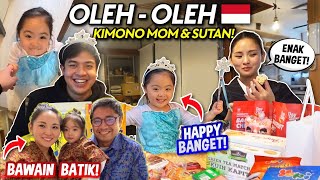 IBUANAK JEPANG COBA SNACK DAN BATIK INDONESIA LUCU BANGET FT KIMONO MOM amp SUTAN [upl. by Fry]