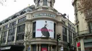 Paris  Department stores  Les grands magasins Galeries Lafayette Printemps Bon Marché パリ [upl. by Larkin]