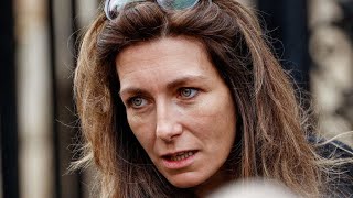 AnneClaire Coudray  Une violente attaque en pleine rue la journaliste au plus mal [upl. by Latin]