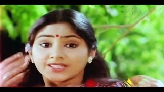 Kiliye Kiliye Malayalam Hit song Full HD [upl. by Irtimd990]