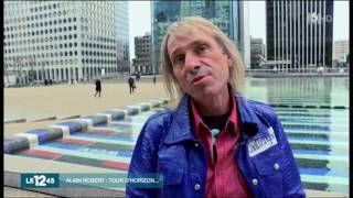 Alain Robert escalade la tour Totale [upl. by Einwat608]