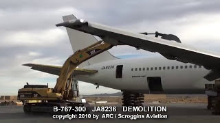 First Boeing B767300 Prototype is Scrapped [upl. by Slavin116]