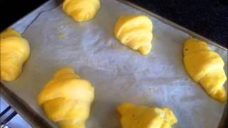 How to bake frozen croissant [upl. by Nosam]