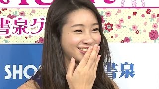 足立梨花「最近、夜が寂しい…」タイプは声が良くてツンデレ 写真集「足立梨花 RIKA2007→2014」発売記念イベント2 [upl. by Tdnaltroc451]