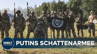 KRIEG IN DER UKRAINE Diese privaten Söldner sollen Putins Pläne verwirklichen [upl. by Arratahs]