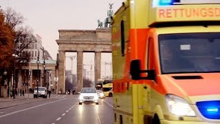 Ausbildung der Notfallsanitäter in Berlin  Bundeswehr [upl. by Stefan]