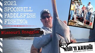 Spoonbill Paddlefish Fishing 2021 Missouri Snaggin [upl. by Neal]