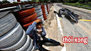 Sang Vlog Gặp NẠN Trên Dèo Ngọc Vinh Trong Chuyến Hành Trình 600km Về Nhà [upl. by Stedmann427]