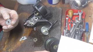 Shimano 4500 Baitrunner take apart and service [upl. by Noslen]