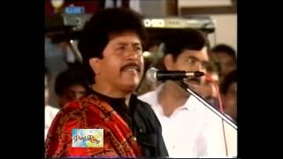 Meno Ker Nein Saar Ke Kola live Hd by Attaullah Khan Esakhelvi [upl. by Woolcott]